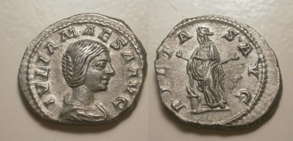 Julia Maesa  AR Antoninianus -PIETAS AVG- 218/20 AD