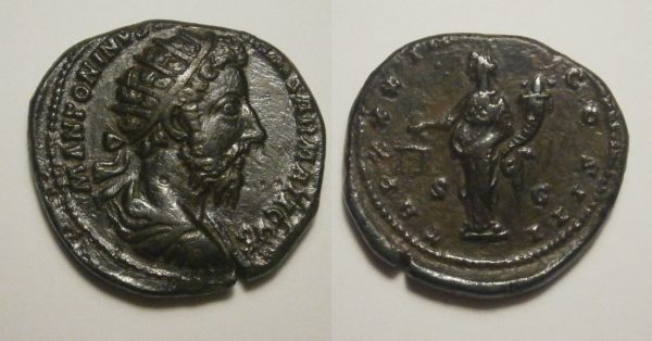 Marcus Aurelius Dupondius -TR P XXX IMP VIII COS III SC- 176 AD